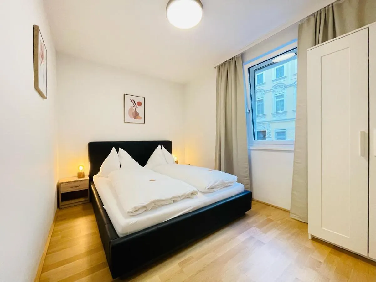 Vienna Style Apartment